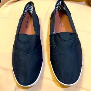 Twisted Espadrilles Nwot